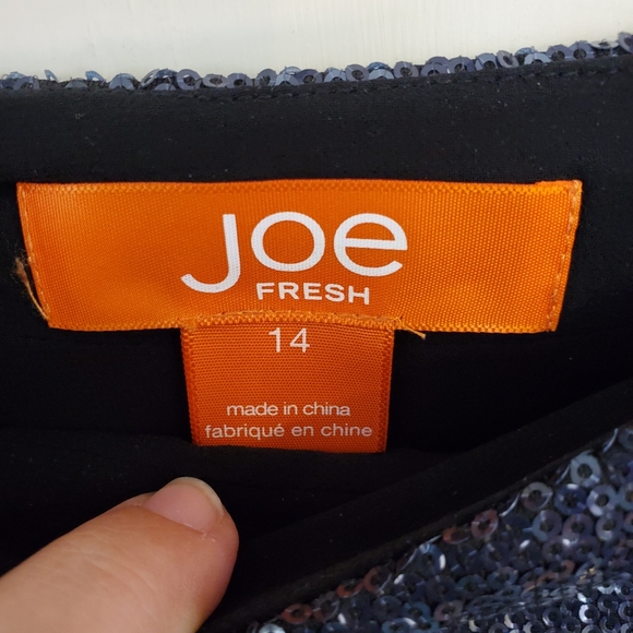 Joe Fresh sequin skirt - Picture 3 of 3